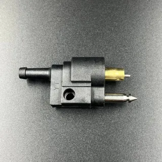 Коннектор топливный Yamaha 4-90, F4-70 (из мотора) (Kacawa) картинка