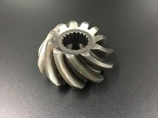 Шестерня вертикального вала (Пиньон) Suzuki DT40 (57311-94402) (Omax 2) картинка