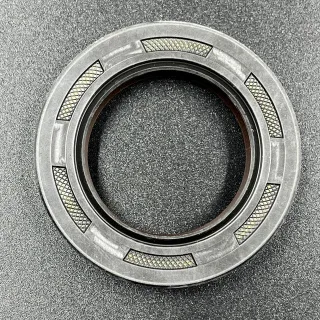 Сальник Yamaha (93102-30M05) (30x47x7) (Yamaha) картинка