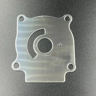 Пластина помпы охлаждения Suzuki DT20-40, DF25-50 (KACAWA) картинка