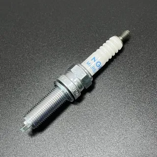 Свеча зажигания NGK LMAR6A-9 картинка