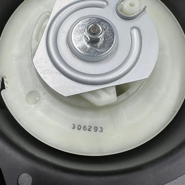 8H8-15710-00 — 3