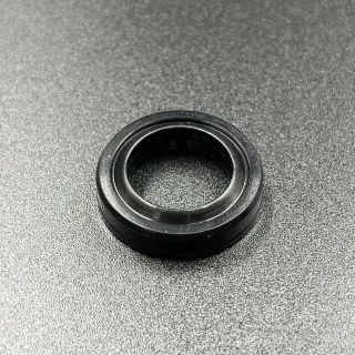 Уплотнение штока гидроподъемника Yamaha 40-225 (6E5-43822-01) (PREMARINE) картинка