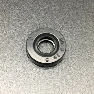 Сальник Yamaha (93106-09014) (9x19x5) (TM) картинка