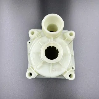 Корпус помпы охлаждения Yamaha F300-350  (Omax) картинка