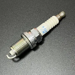 Свеча зажигания Honda BF175-225 IZFR6F-11 (Honda) картинка