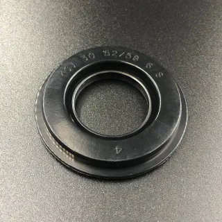 Лабиринтное уплотнение коленвала Yamaha 9.9-15 (резиновое) (Omax) картинка