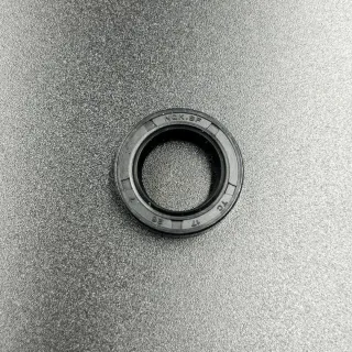 Сальник Honda BF25-50 (91221-ZV5-005) (17x26x7)(PREMARINE) картинка
