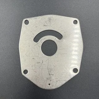 Пластина помпы охлаждения Honda/Mercury 75-90 (Honda) картинка