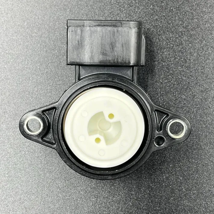 6C5-85885-00 — 2
