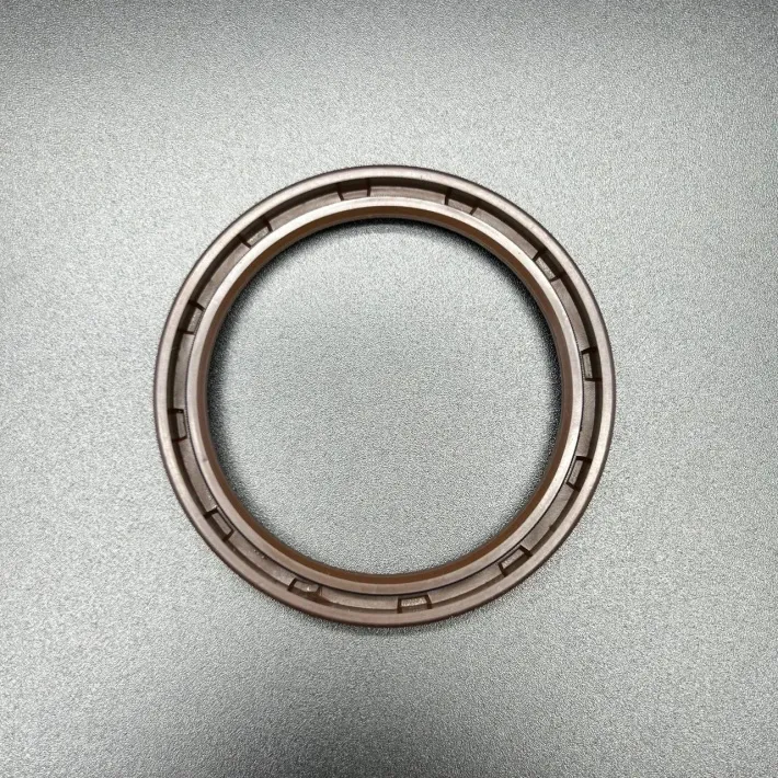 8040992 — 2