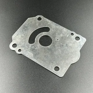 Пластина помпы охлаждения Suzuki DF150-250, DF150-250(A) (17471-93J02) (Osaka) картинка