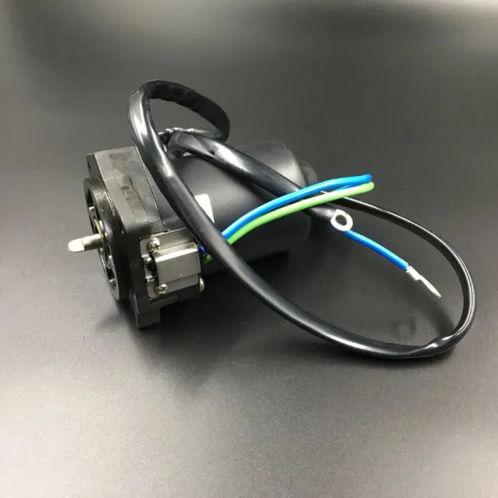 6D8-43880-00 — 1