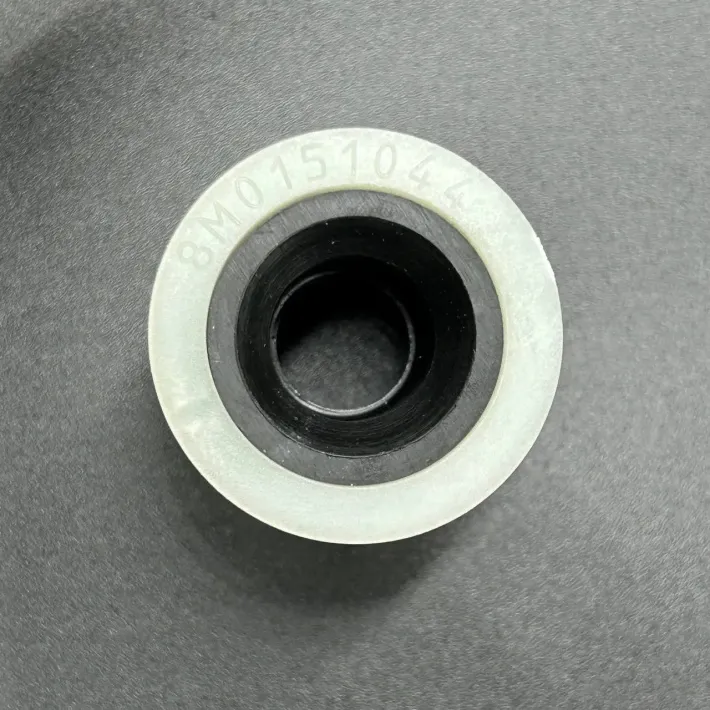 8M0151044 — 3