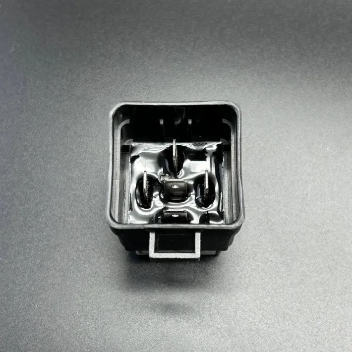 882751A04 — 2