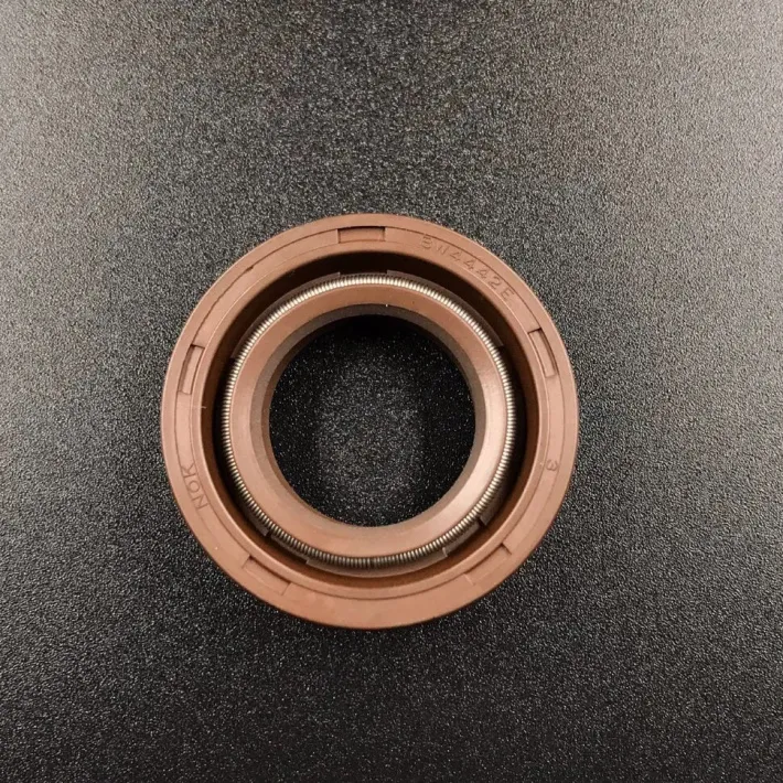 3C7-01215-0 — 3