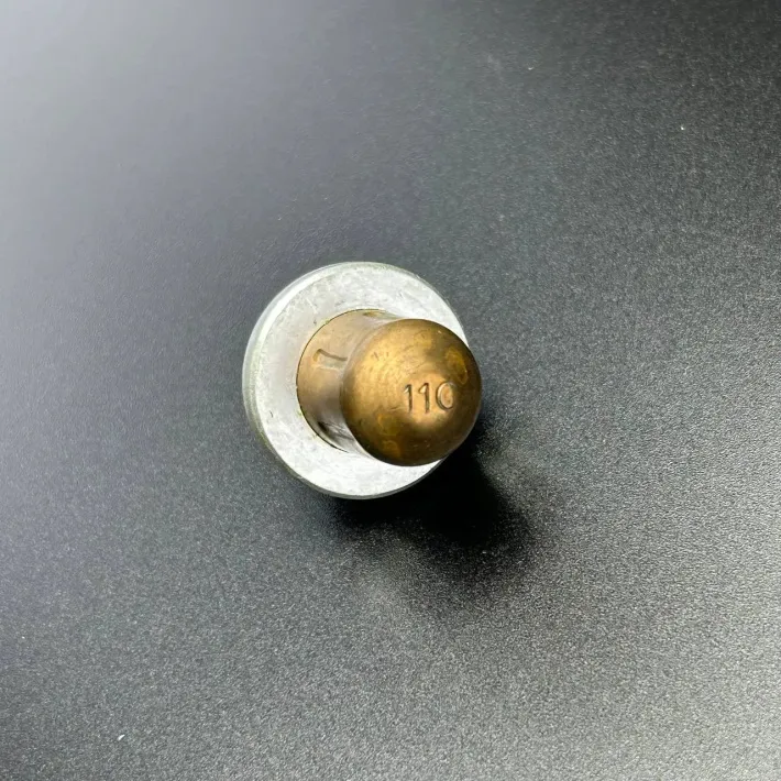 880640508 — 2