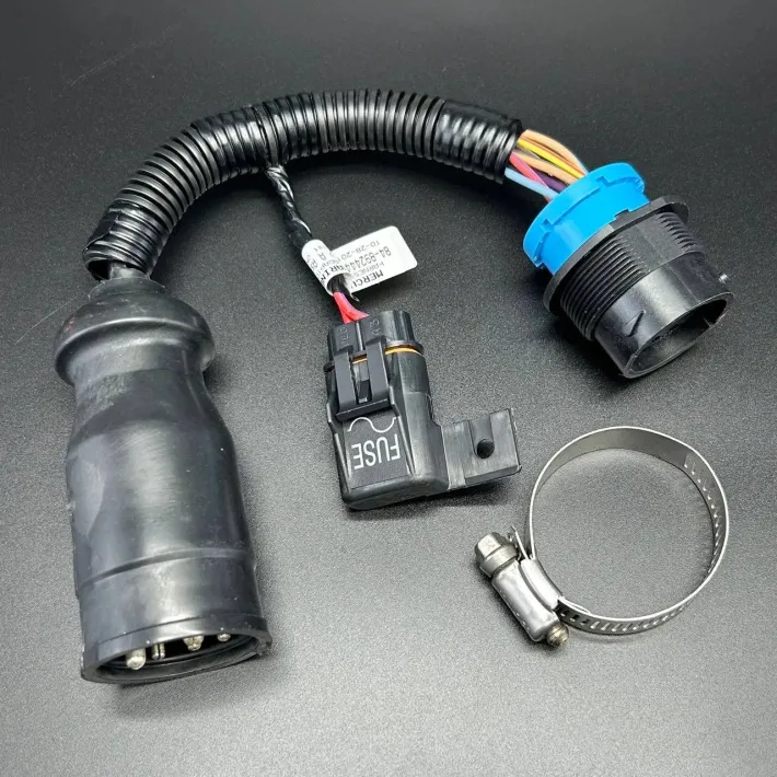 892444T02 — 1