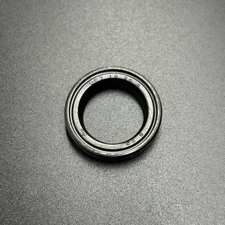 Уплотнение на гидроподъемник Yamaha 50-90, F75-100 (Yamaha) картинка