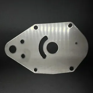 Пластина помпы охлаждения Mercury 40-60 (Omax) картинка