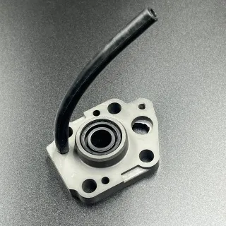 Основание помпы охлаждения Suzuki DT9.9-15, DF9.9-15 (17450-93960; 17450-93921; 17450-93920) (PREMAR картинка