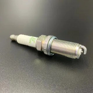 Свеча Yamaha F115 LKR6E картинка