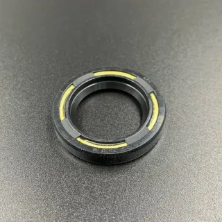 Сальник Yamaha (93101-25M57) (23x35.5x6) (Omax) картинка