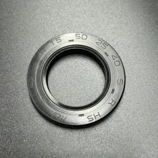 Сальник коленвала Yamaha F4-F6 (93102-25821; 93102-25090; F4-01.06.04) (25x40x5) (Yamaha) картинка