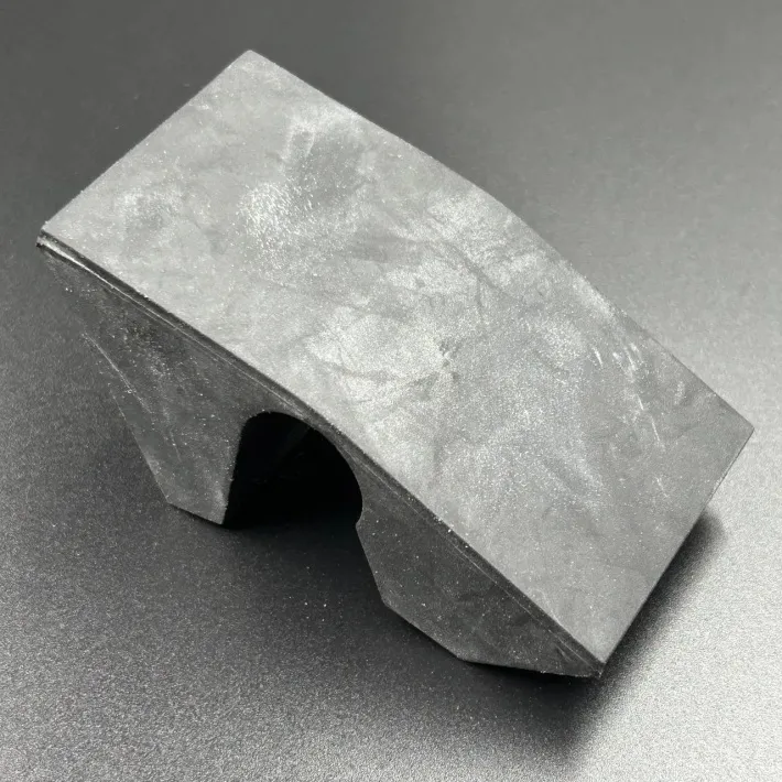 8ES-23743-00 — 2