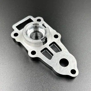 Основание помпы охлаждения Tohatsu 8-9,8/F8-9,8 (F8-04000102, 3B2-65017-0/3V1-65017-0) (PREMARINE) картинка