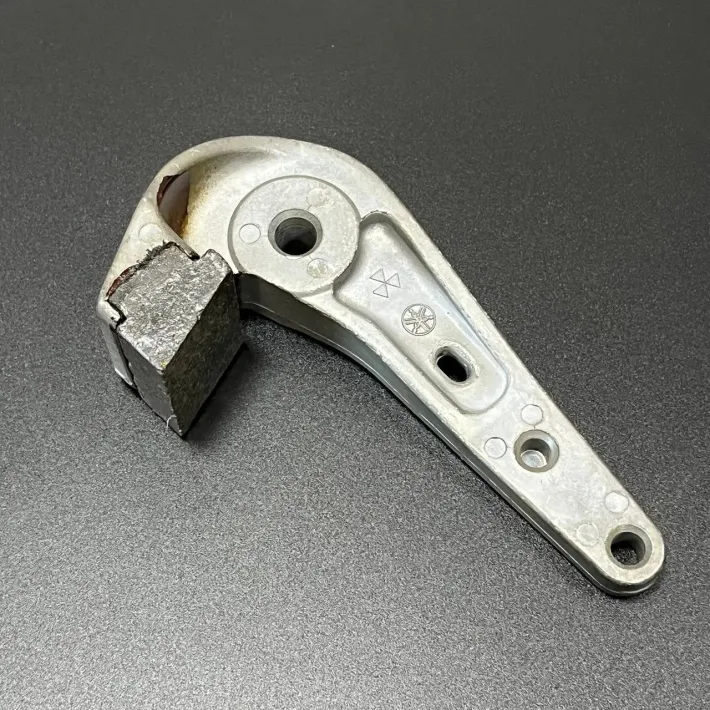 8BC-25740-00 — 1