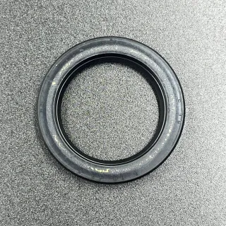Сальник Yamaha (93101-30M33) (30x42x6) (Yamaha) картинка