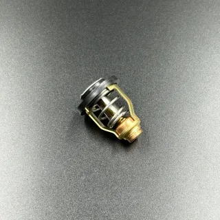 Термостат Suzuki DF90-300, DF70-90 60℃ (17670-90J01) (Omax) картинка