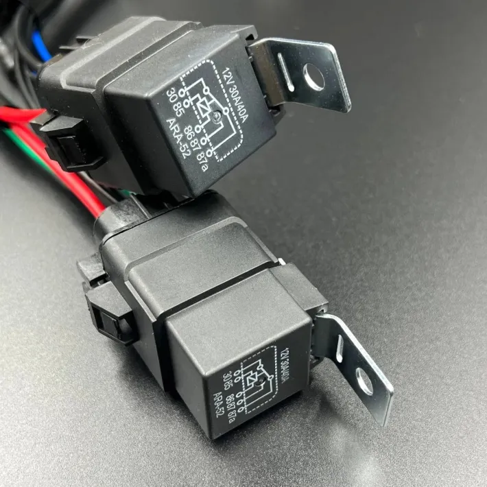 828708A1 — 4
