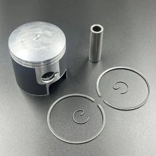 Поршневой комплект Suzuki DT40 (0.50mm) (12100-94400-0.50) (KACAWA) картинка