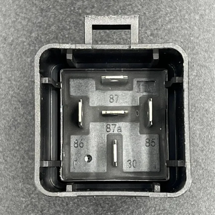 882751A04 — 3