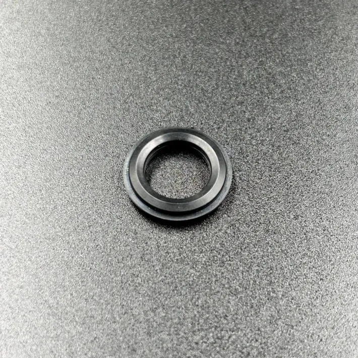 6G8-44367-00 — 1