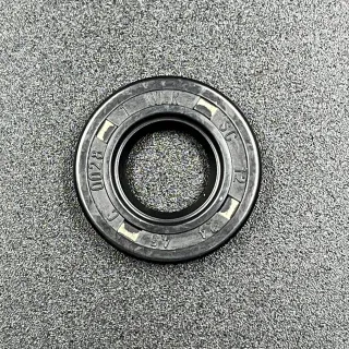 Сальник гребного вала Suzuki DF4-DF6A  (09282-12L05) (12x24x4.5)(Sinera) картинка