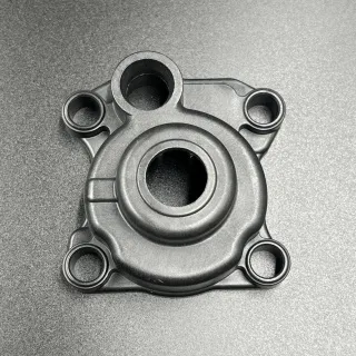 Корпус помпы охлаждения Honda BF20-50(PREMARINE) картинка