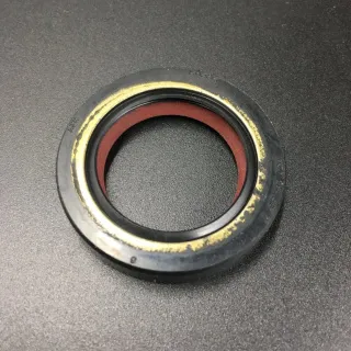 Сальник Yamaha (93102-25M48; 93102-25M44) (25x38x7) (RT) картинка