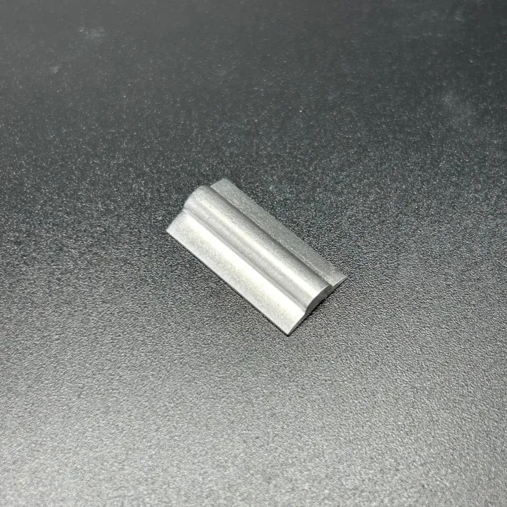 28-8M0032831 — 1