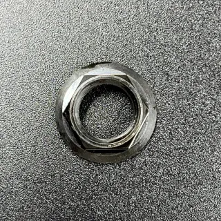 Гайка крепления пиньона Yamaha 20-30, F20-25 (WUHU) картинка