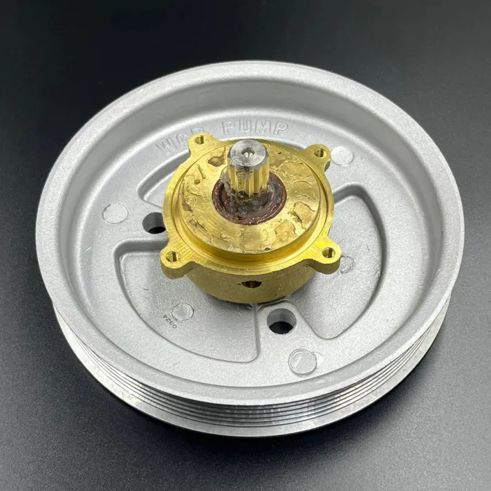 21214599-pulley — 1