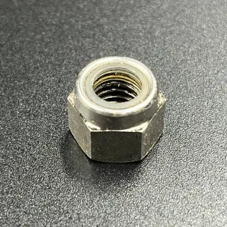 Гайка самоконтрящаяся Yamaha 4-225, F8-350 (Yamaha) картинка