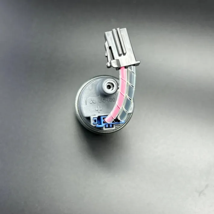 880889T01 — 2