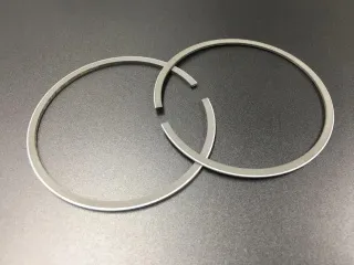 Кольца поршневые, комплект на один поршень Yamaha 40Q (STD) (Yamaha) картинка