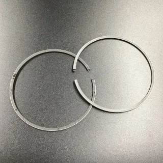 Кольца поршневые, комплект на один поршень Yamaha 115-250 (0.50mm) (Sinera) картинка
