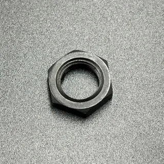 Гайка крепления пиньона Suzuki DT40, DF40-70, DF40-60(A)(PREMARINE) картинка