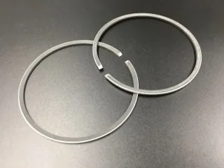 Кольца поршневые, комплект на один поршень Yamaha 55, 75-90 (0.50mm) (Yamaha) картинка