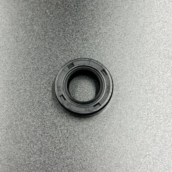 3C8-01215-0 — 1